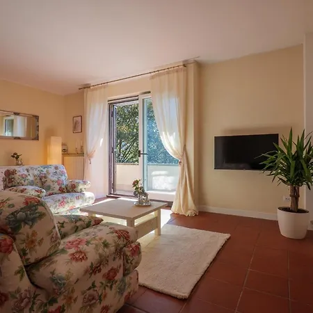 Villa Laveno Holiday home